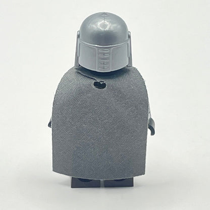 LEGO The Mandalorian / Dim Djarin / 'Mando' - Silver Beskar Armor, Cape, Star Wars Minifigure (sw1135)