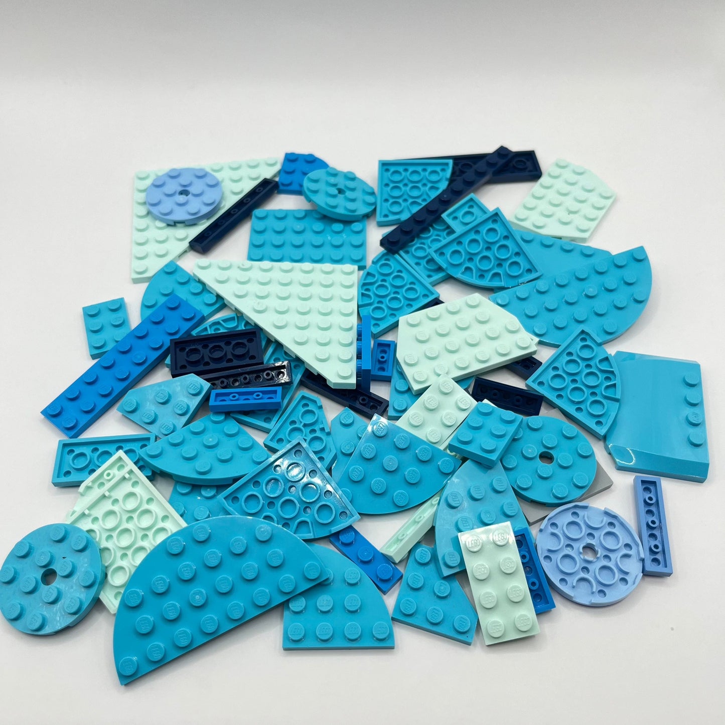 LEGO Mixed Blue Plates, Approx. 100g