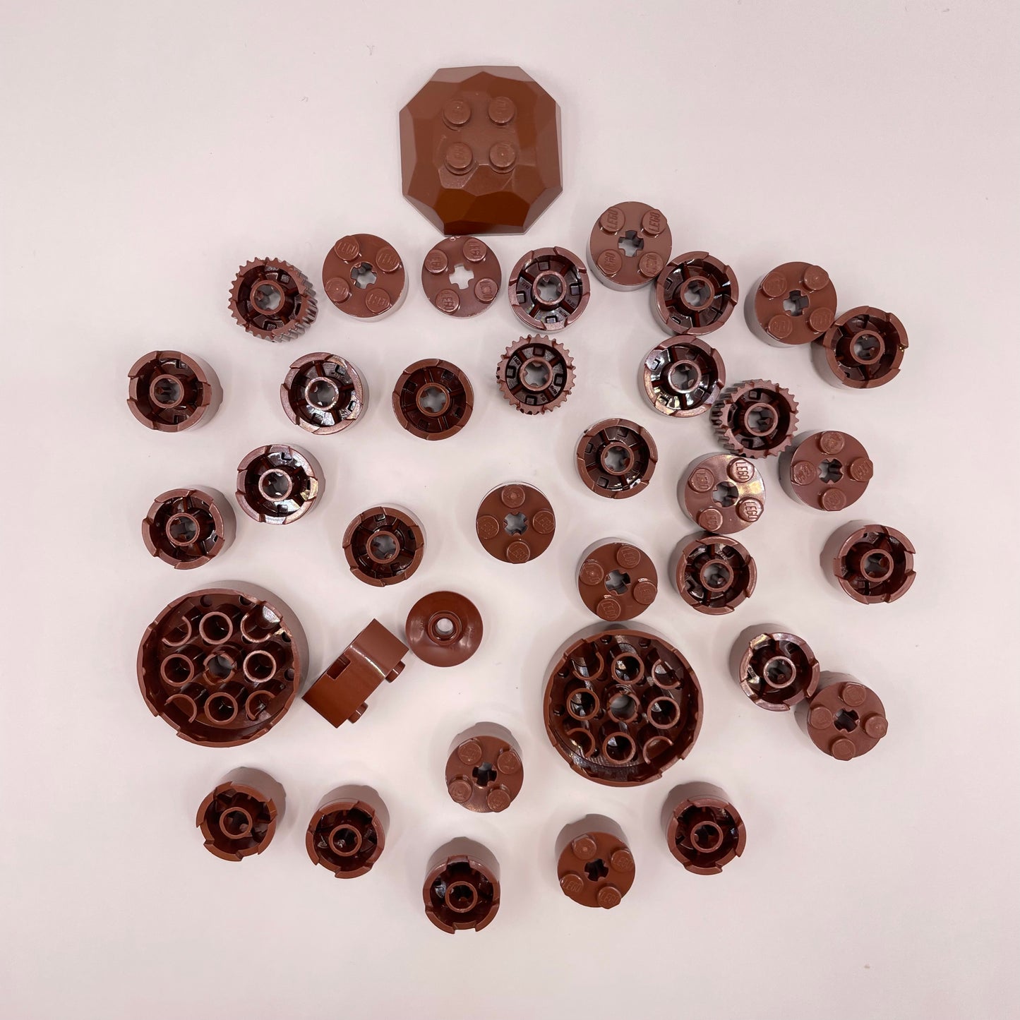 LEGO Round Bricks, Reddish Brown, Approx. 40g