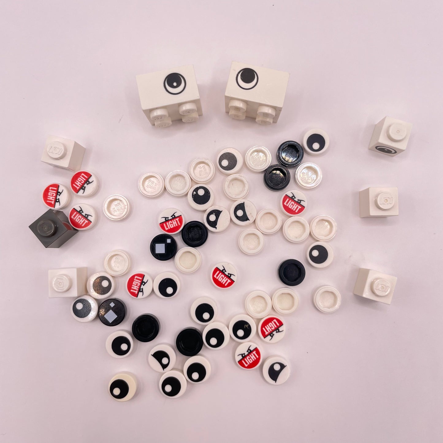 LEGO Prints and Stickers, Eyes/Faces,55 pieces