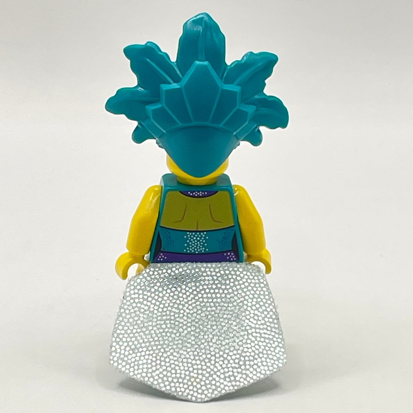 LEGO Cabaret Singer, Collectible Minifigures Series 21, (col385)