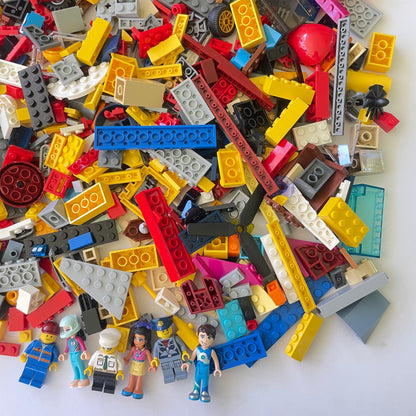 LEGO Fun Pack, Mixed Bag, Approx. 750g includes 6 Minifigures/Minidolls