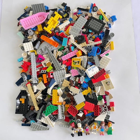 LEGO Fun Pack, Mixed Bag, Approx. 750g includes 6 Minifigures/Minidolls