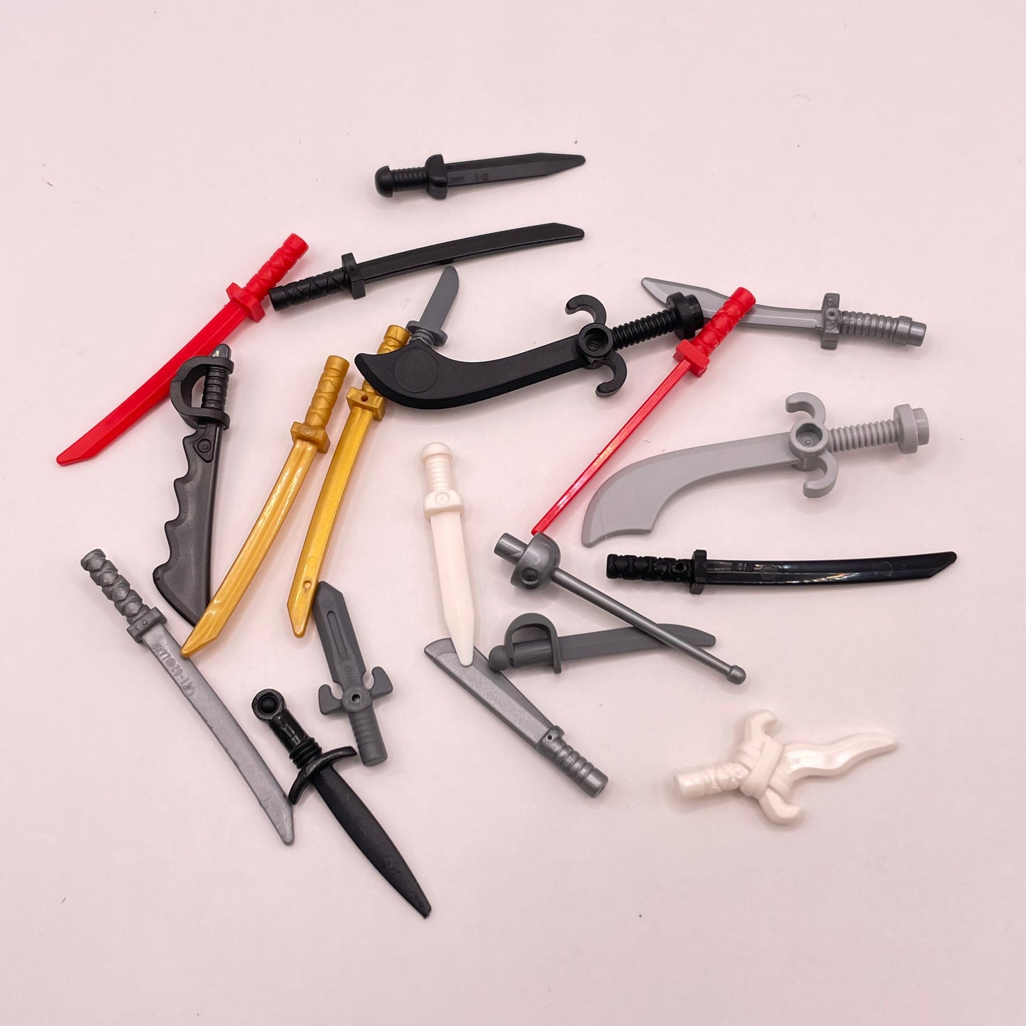 LEGO Swords, Tools and Weapons, Minifigure, 20 Pieces