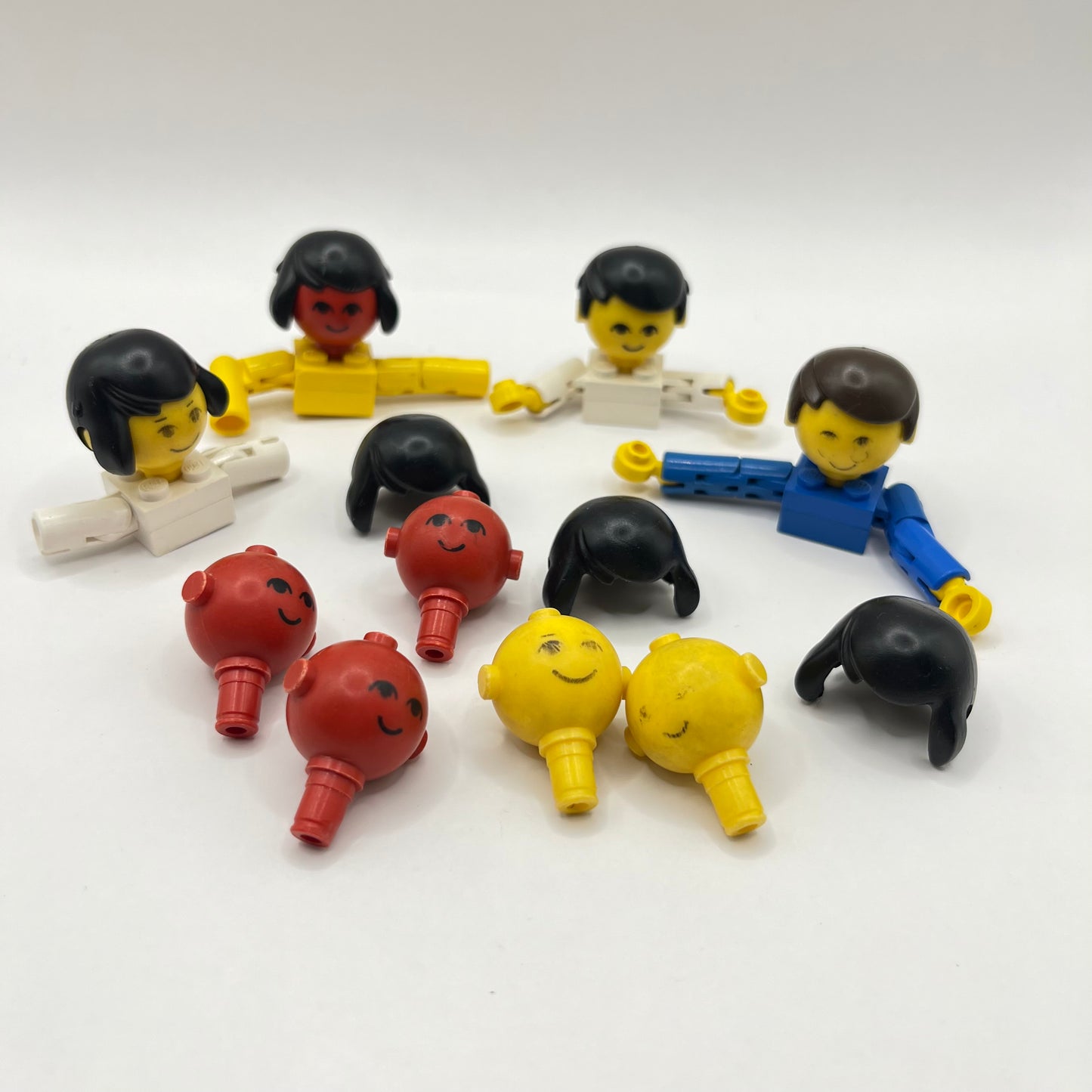 LEGO Homemaker Figure, Vintage, Maxifigure, (Pack of 19) Playwear