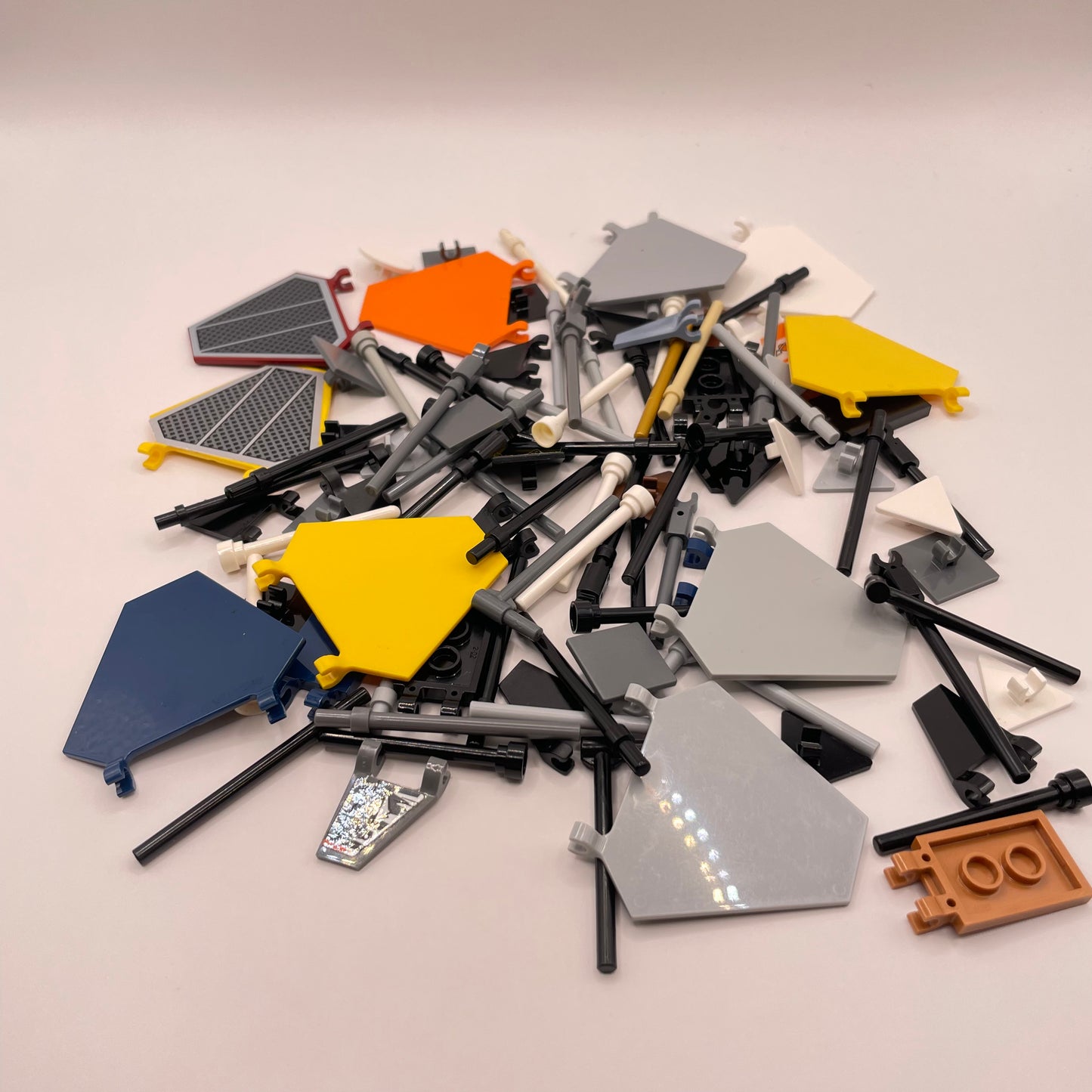 LEGO Mixed Flags / Poles, Mixed Colours, 50 Pieces