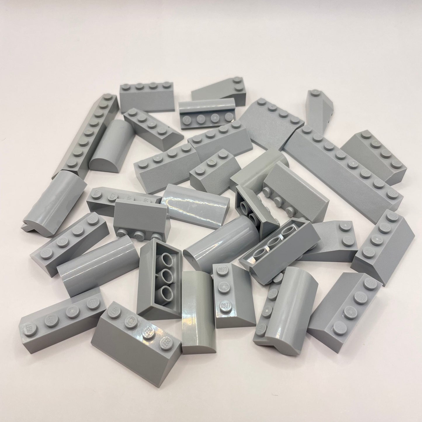 LEGO Slopes Wide, Light Bluish Grey, Approx. 60g
