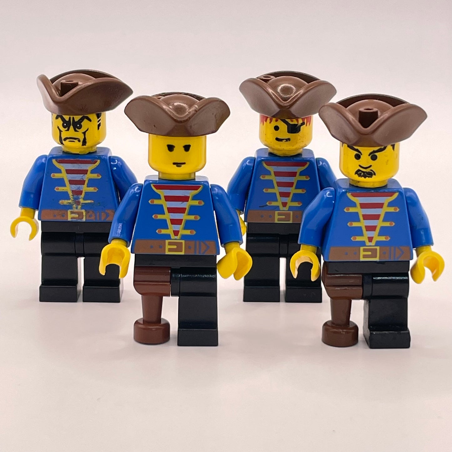 LEGO Dodgy Pirates, Pirate, Minifigure (4 Pack) playwear