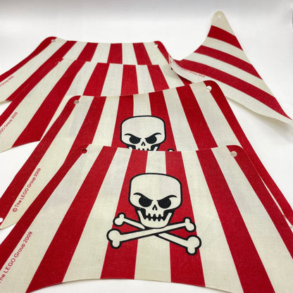 LEGO Cloth Sails, Red and White Stripe, Skull and Cross Bones, Pirate, 5 Pieces, Brickbeards Bounty
