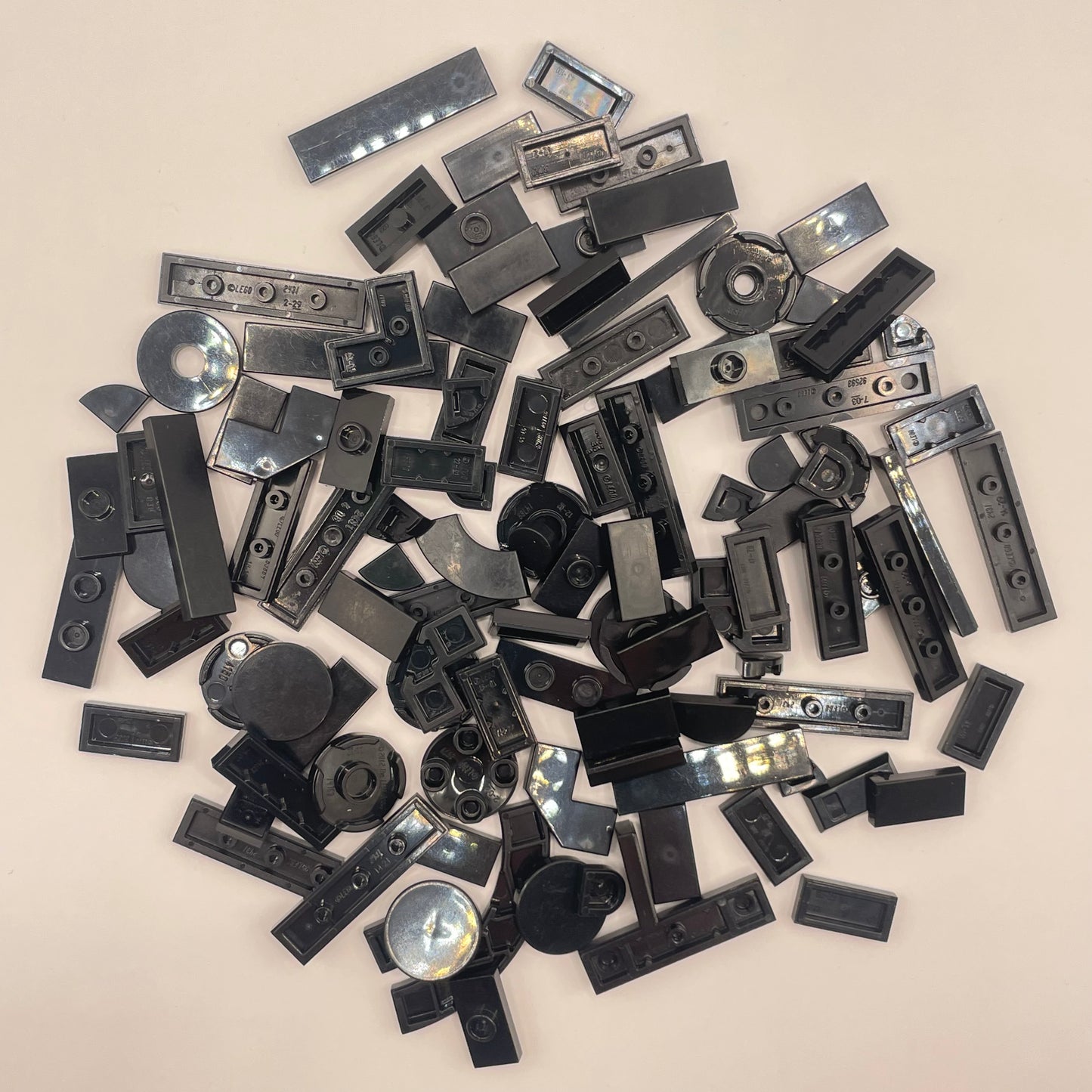 LEGO Tiles, Small With Round, Black, Approx. 50g