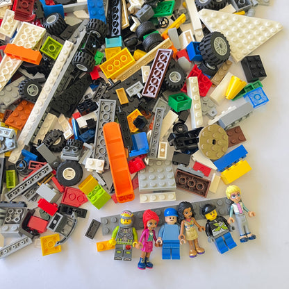 LEGO Fun Pack, Mixed Bag, Approx. 750g includes 6 Minifigures/Minidolls