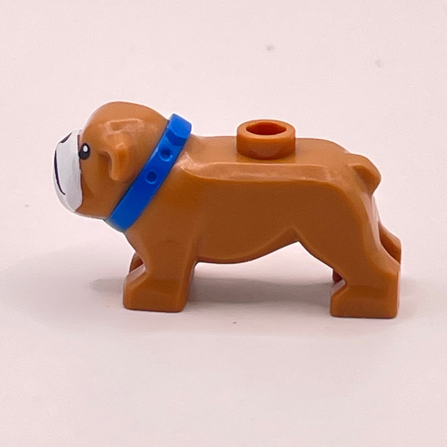 LEGO Bulldog, Medium Nougat, 1 Piece