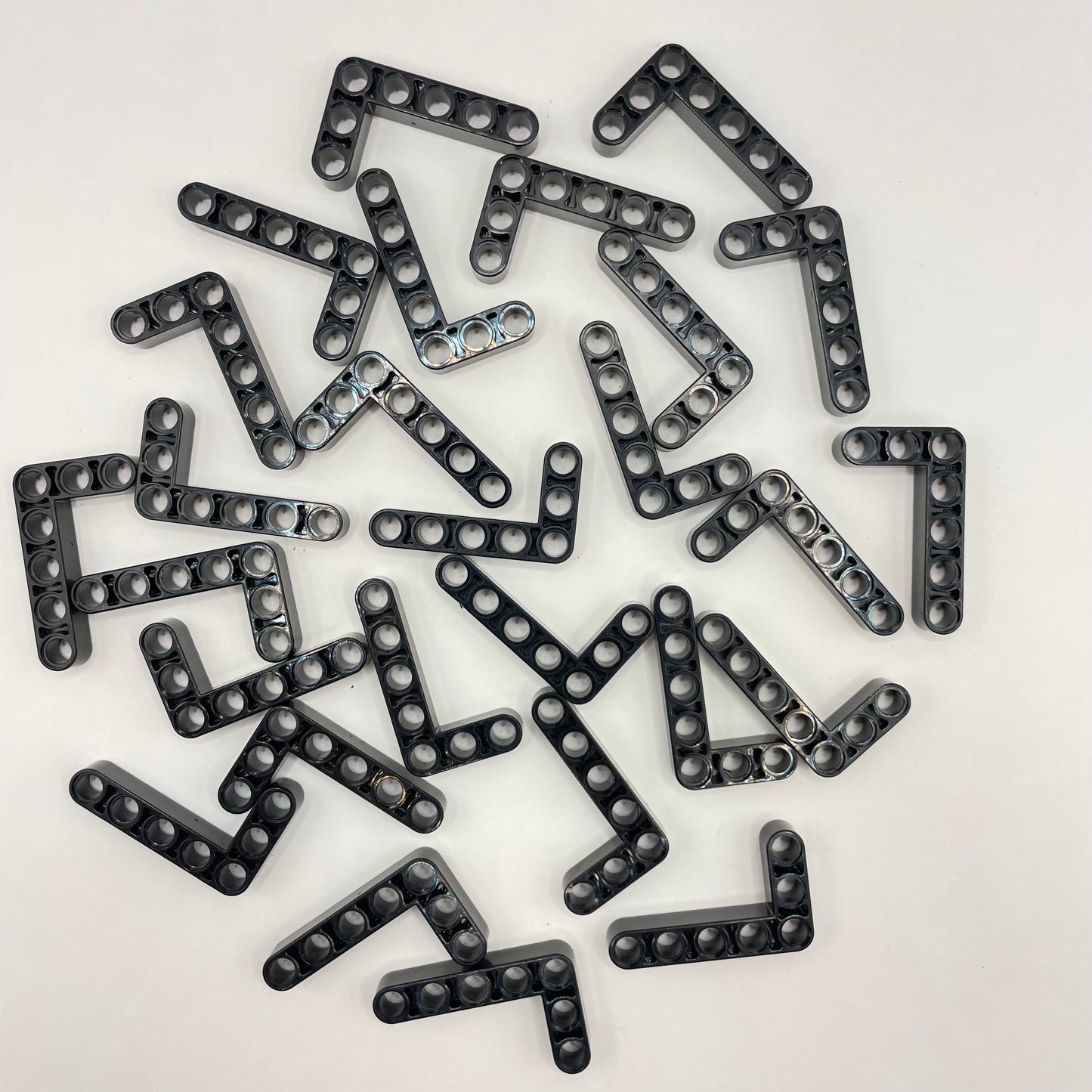 LEGO Black Technic, Liftarm, Modified Bent Thick L-Shape 3x5 25 Pieces (32526)