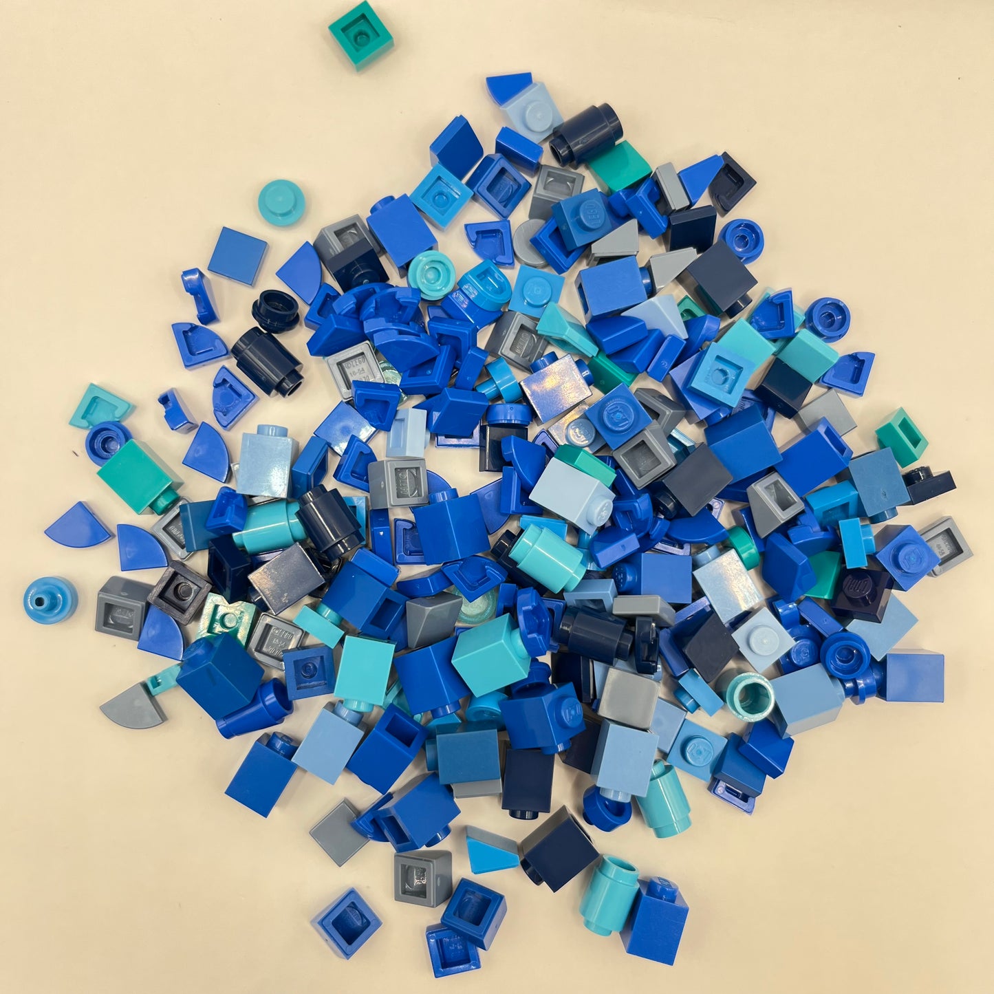 LEGO Greebling, 1x1, Mixed Blue, Approx. 45g