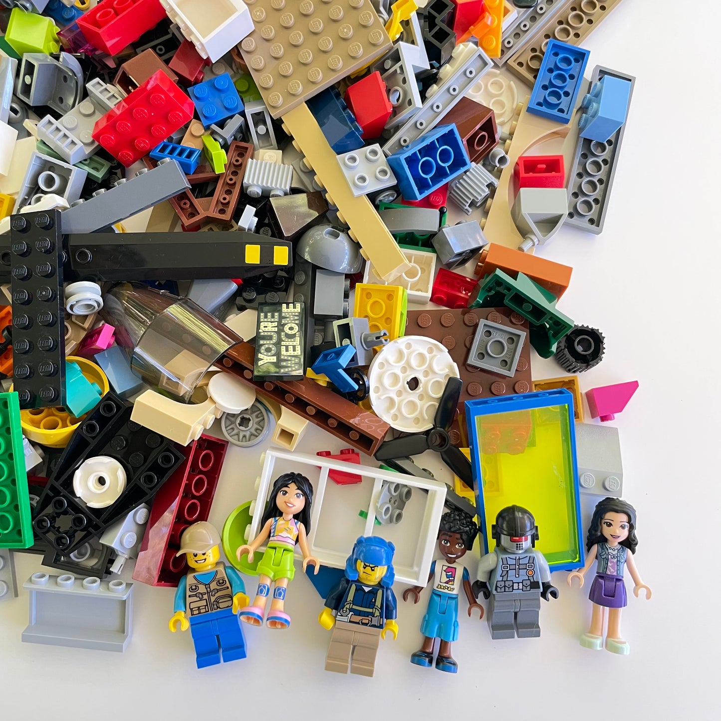LEGO Fun Pack, Mixed Bag, Approx. 750g includes 6 Minifigures/Minidolls