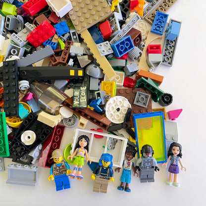 LEGO Fun Pack, Mixed Bag, Approx. 750g includes 6 Minifigures/Minidolls