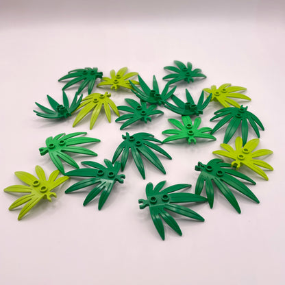 LEGO Plant Swordleaf, Mixed Green, 18 Pieces (42949)
