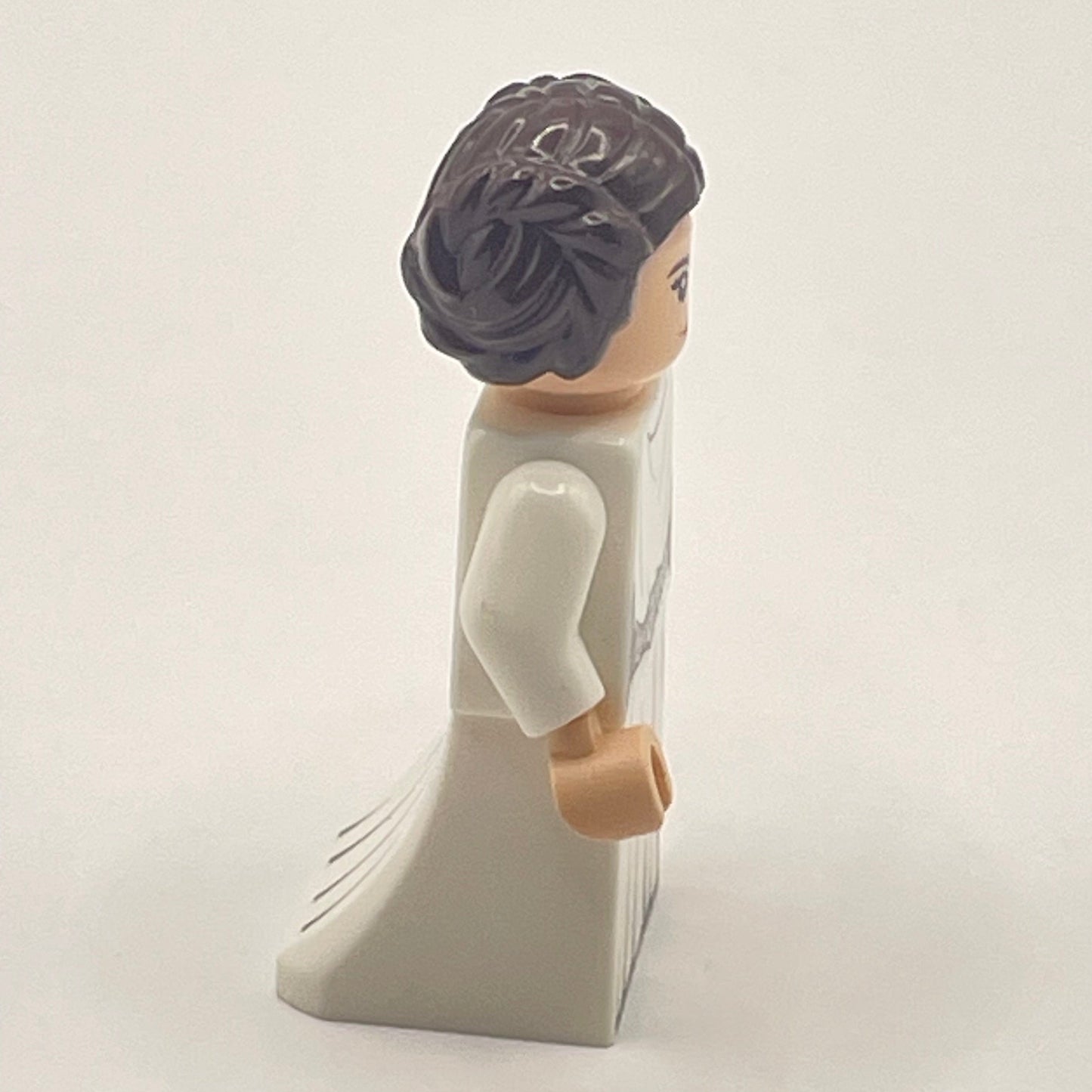 LEGO Princess Leia (White Dress, Detailed Belt, Skirt), Star Wars Minifigure (sw1036)