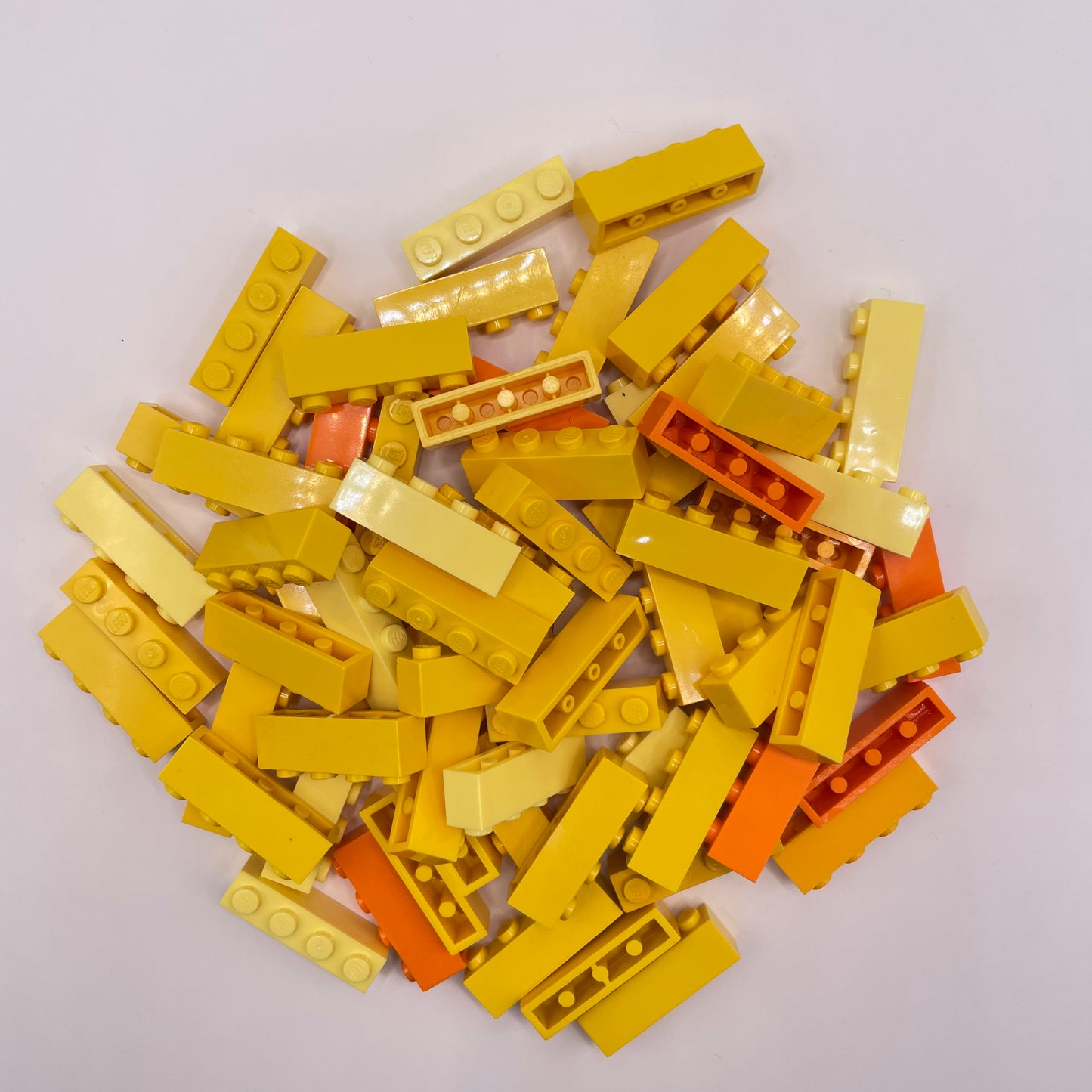 LEGO Mixed Yellows, 1x4 Brick, Approx. 110g