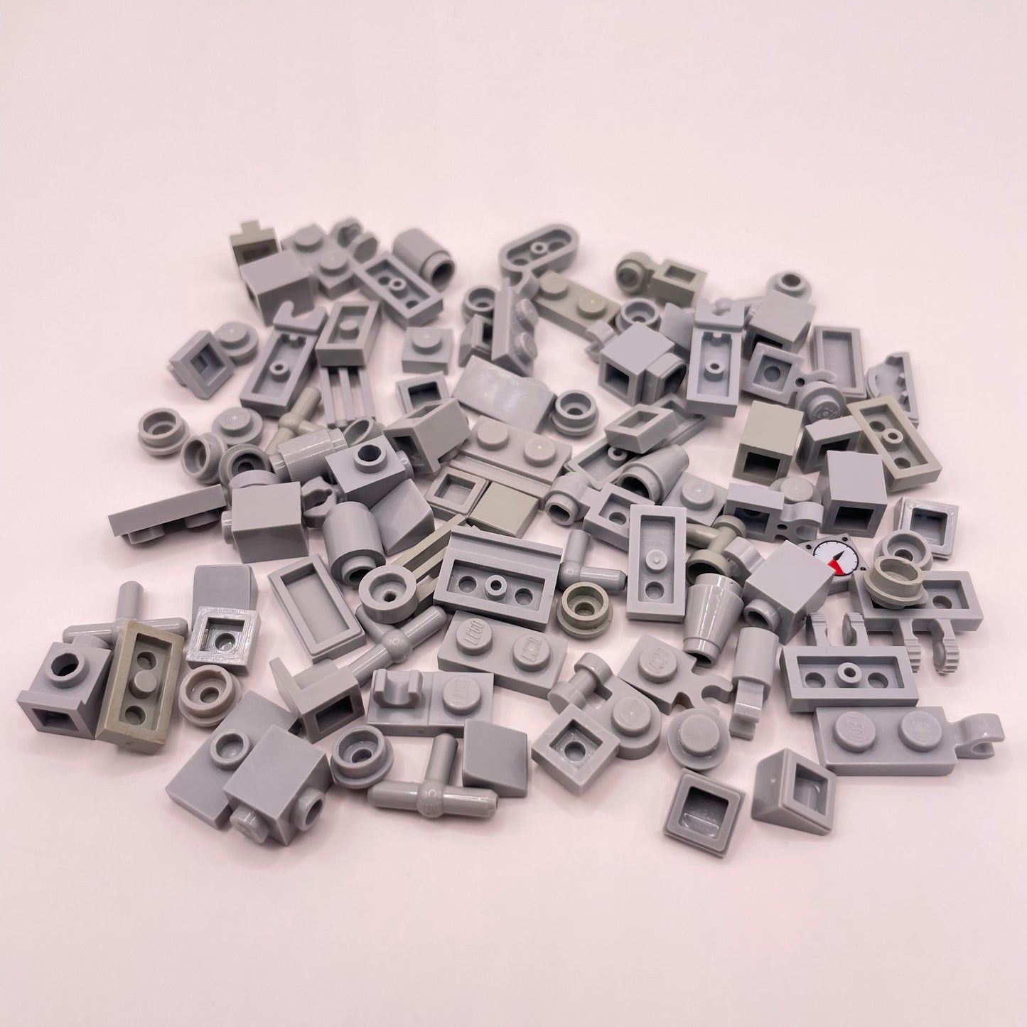 LEGO Greebling, Mixed Light Grey, 100 Pieces