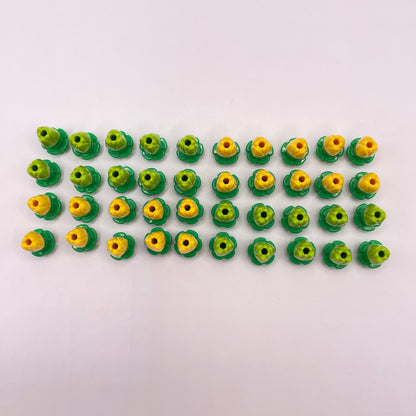 LEGO Yellow and Lime Tulip Field with Green Flowers, 80 Pieces