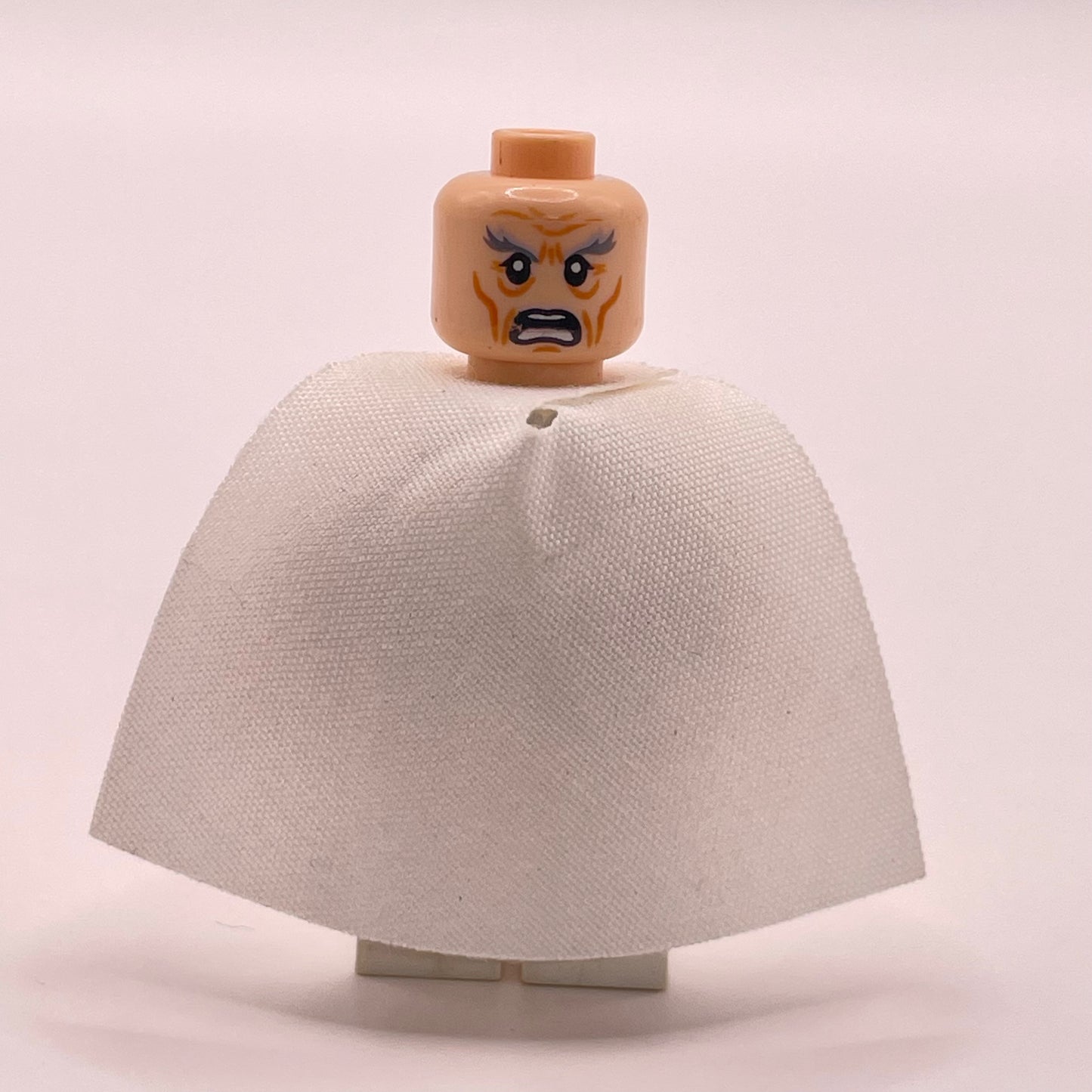 LEGO Gandalf the White, Lord of the Rings, Minifigures (lor063) no hair