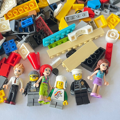 LEGO Fun Pack, Mixed Bag, Approx. 750g includes 6 Minifigures/Minidolls