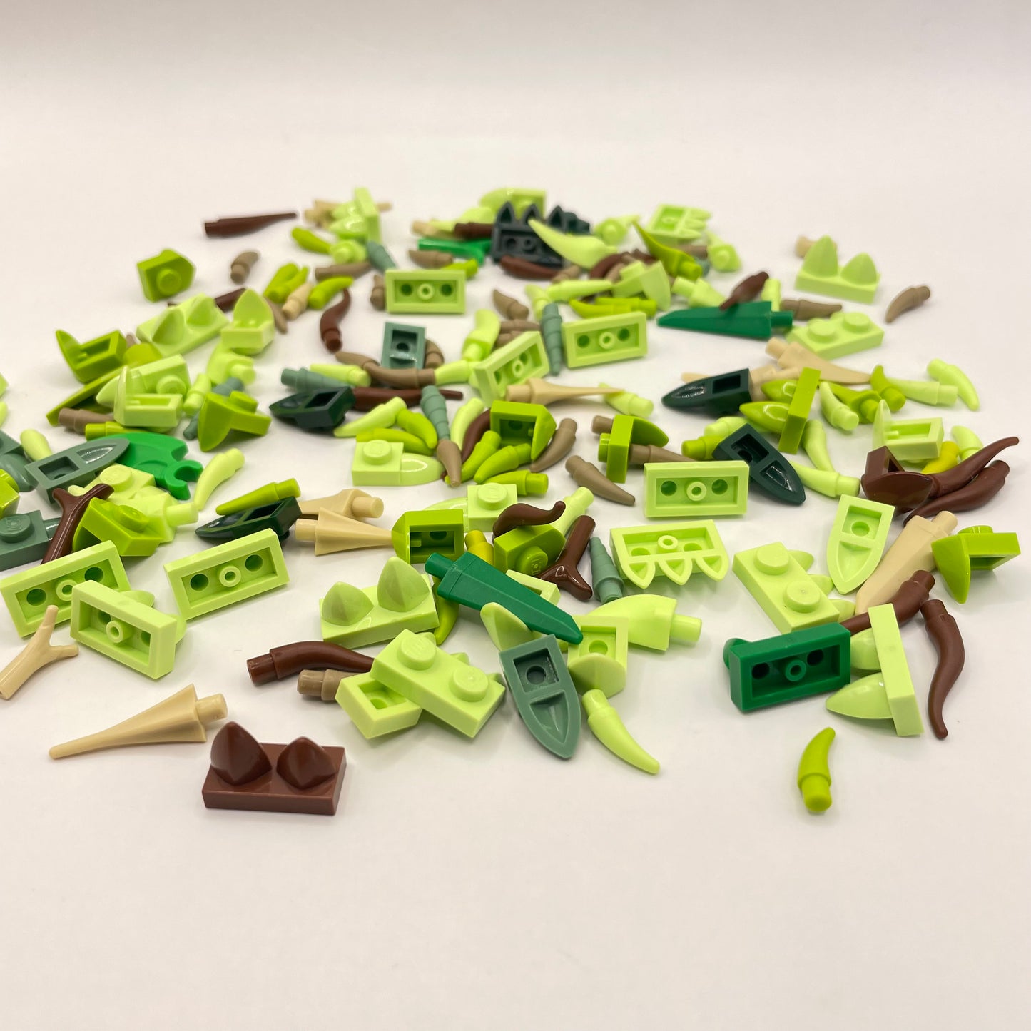 LEGO Horns, Claws, Vines, Earth Tones, 170 Pieces