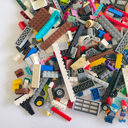 LEGO Fun Pack, Mixed Bag, Approx. 750g includes 6 Minifigures/Minidolls