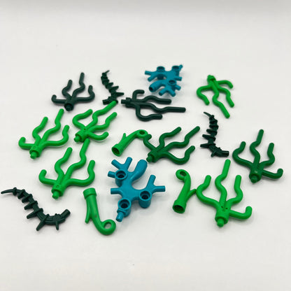 LEGO Mixed Coral, Mixed Green, 17 Pieces