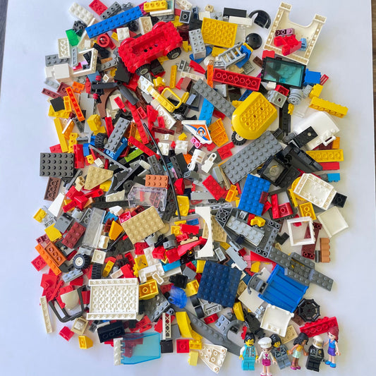 LEGO Fun Pack, Mixed Bag, Approx. 750g includes 6 Minifigures/Minidolls