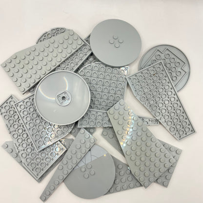LEGO Wings and Circles, Plates, Light Bluish Grey, Approx. 110g