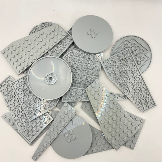 LEGO Wings and Circles, Plates, Light Bluish Grey, Approx. 110g