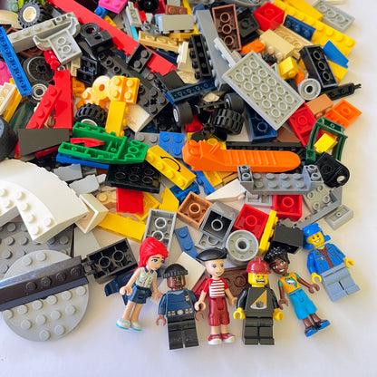 LEGO Fun Pack, Mixed Bag, Approx. 750g includes 6 Minifigures/Minidolls