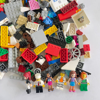 LEGO Fun Pack, Mixed Bag, Approx. 750g includes 6 Minifigures/Minidolls