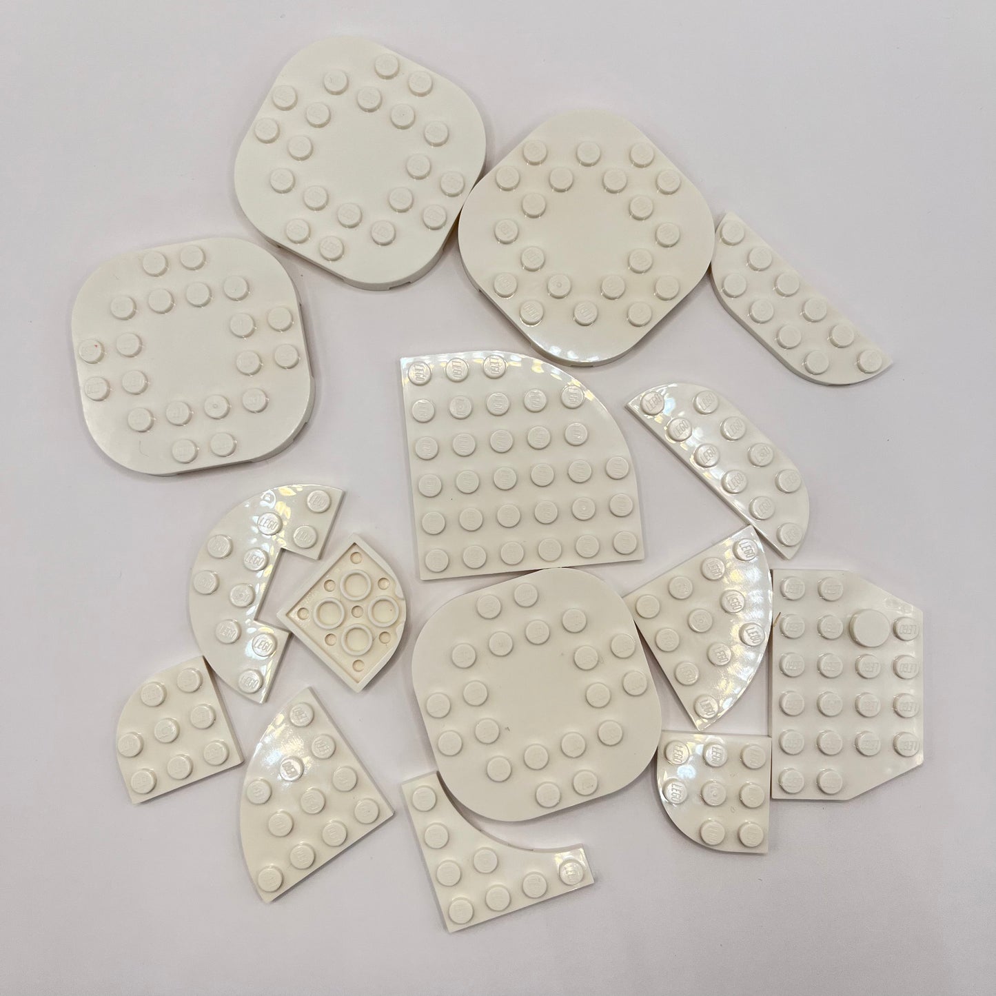LEGO Curved, Plates, White, Approx. 40g