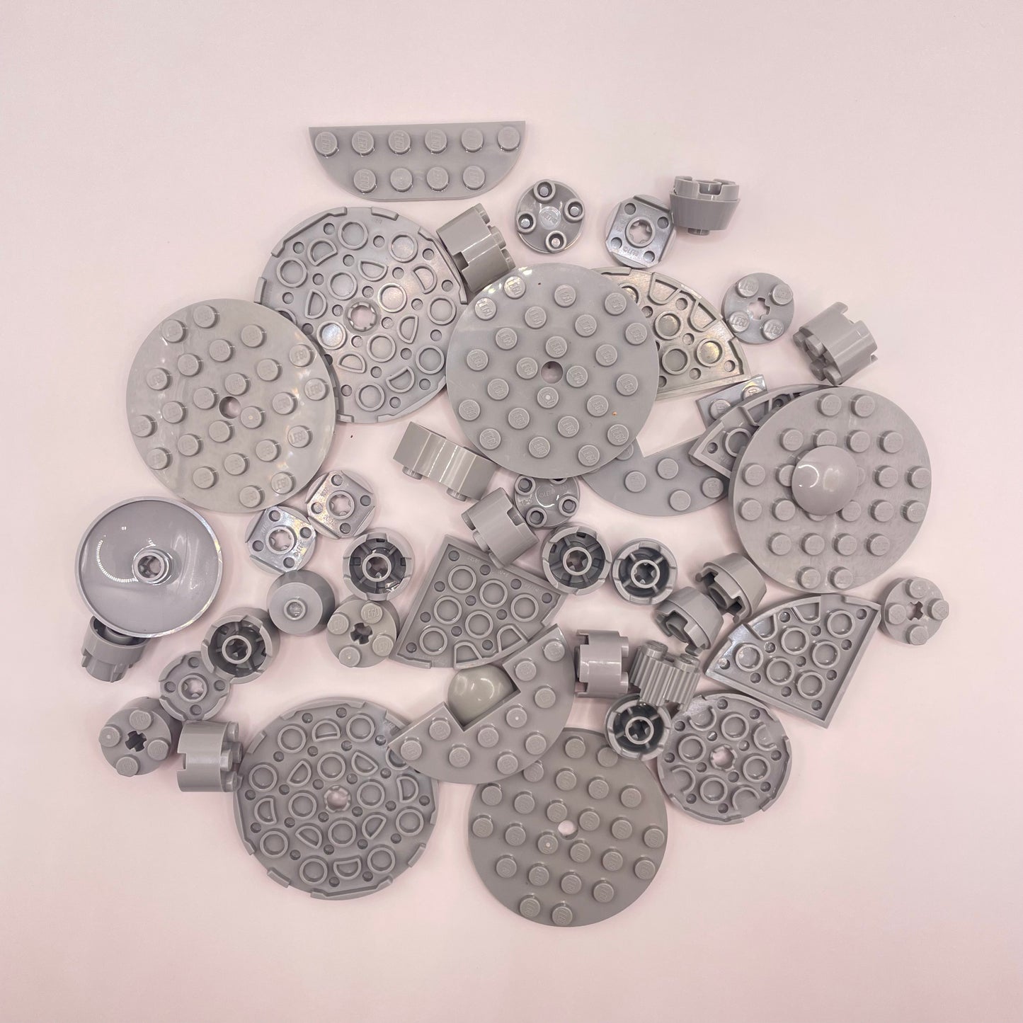LEGO   Round Mixed Pieces, Light Bluish Grey, Approx. 60g