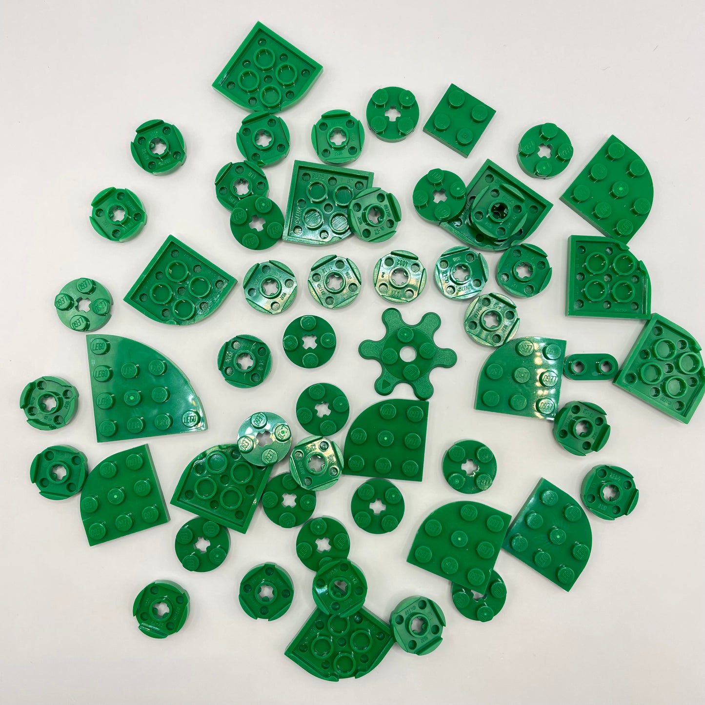 LEGO Round Plates, Green, Approx. 30g