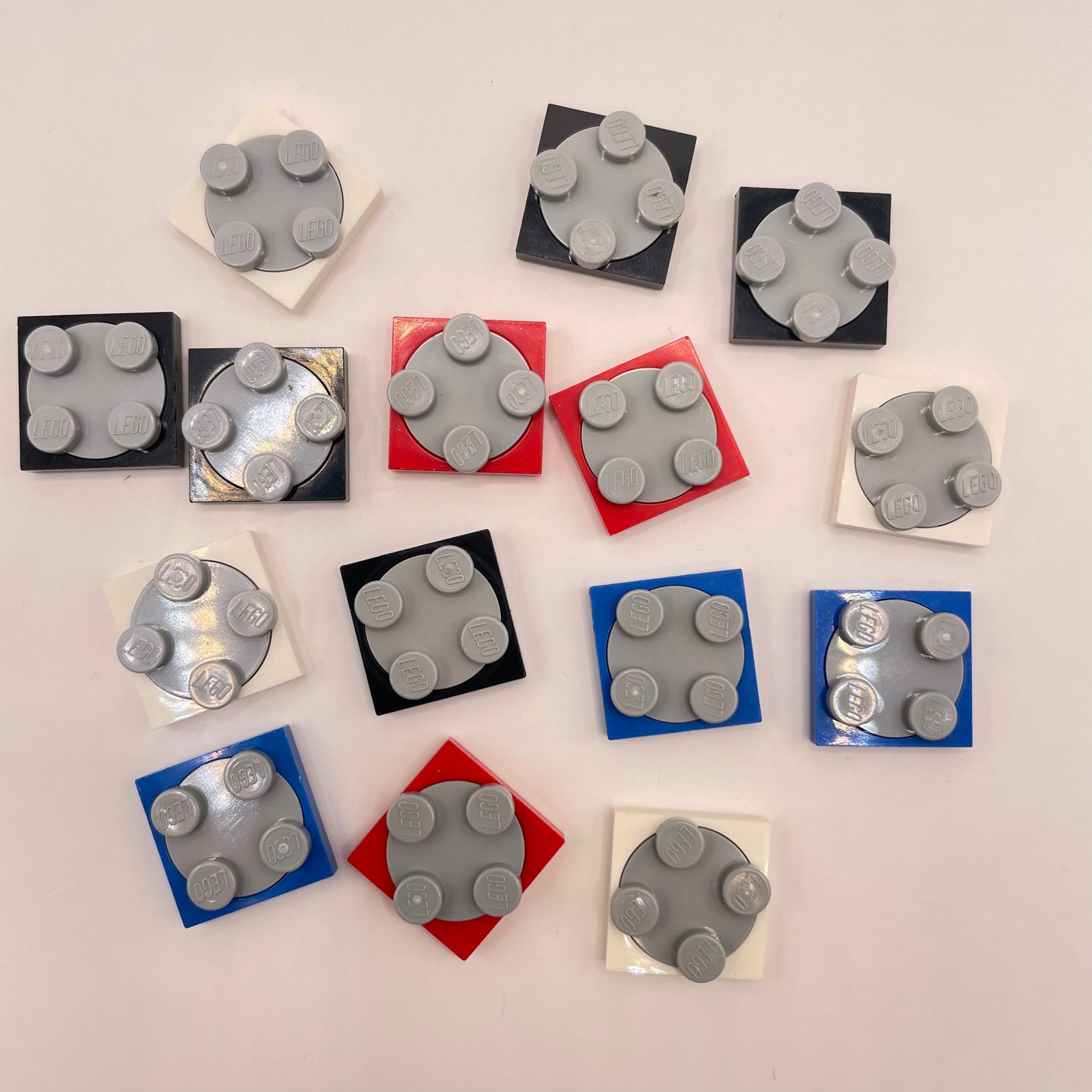 LEGO Plate Small Turntables, Grey, 15 pieces