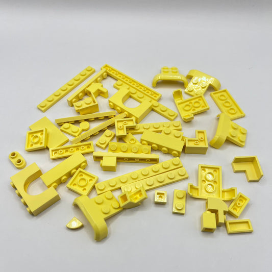 LEGO Bright Light Yellow, Mixed Pieces, Approx. 40g