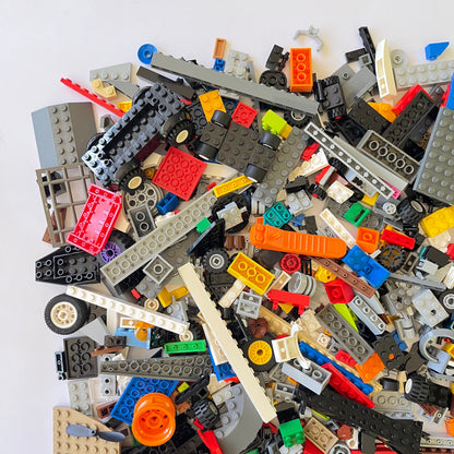 LEGO Fun Pack, Mixed Bag, Approx. 750g includes 6 Minifigures/Minidolls