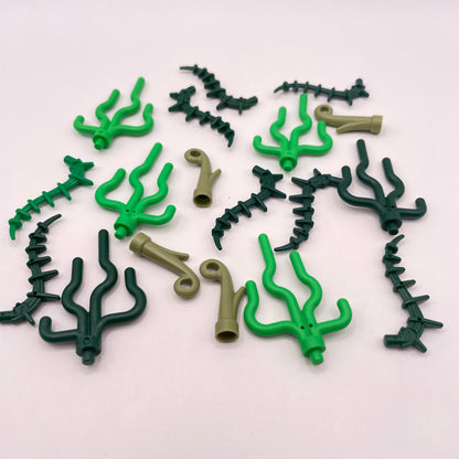 LEGO Mixed Coral, Mixed Green, 18 Pieces