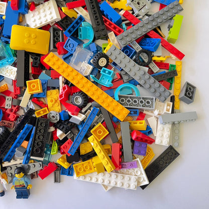LEGO Fun Pack, Mixed Bag, Approx. 750g includes 6 Minifigures/Minidolls