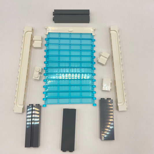LEGO Roller Door and Bricks, Building, 23 Pieces
