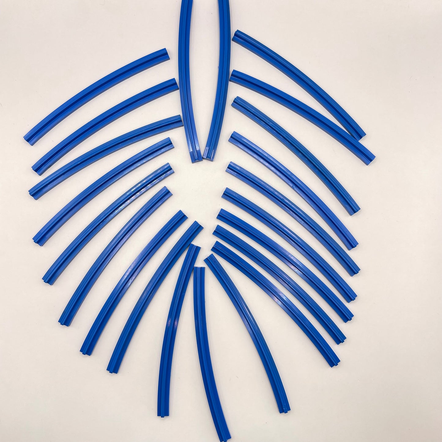 LEGO Rail Curved Smooth, Vintage, Blue, 4.5V Train Track, 22 Pieces