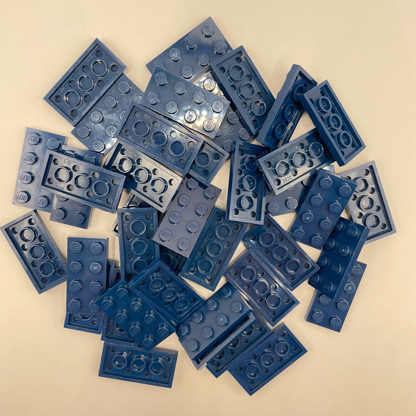 LEGO Plates, 2x4, Dark Blue, 40 Pieces