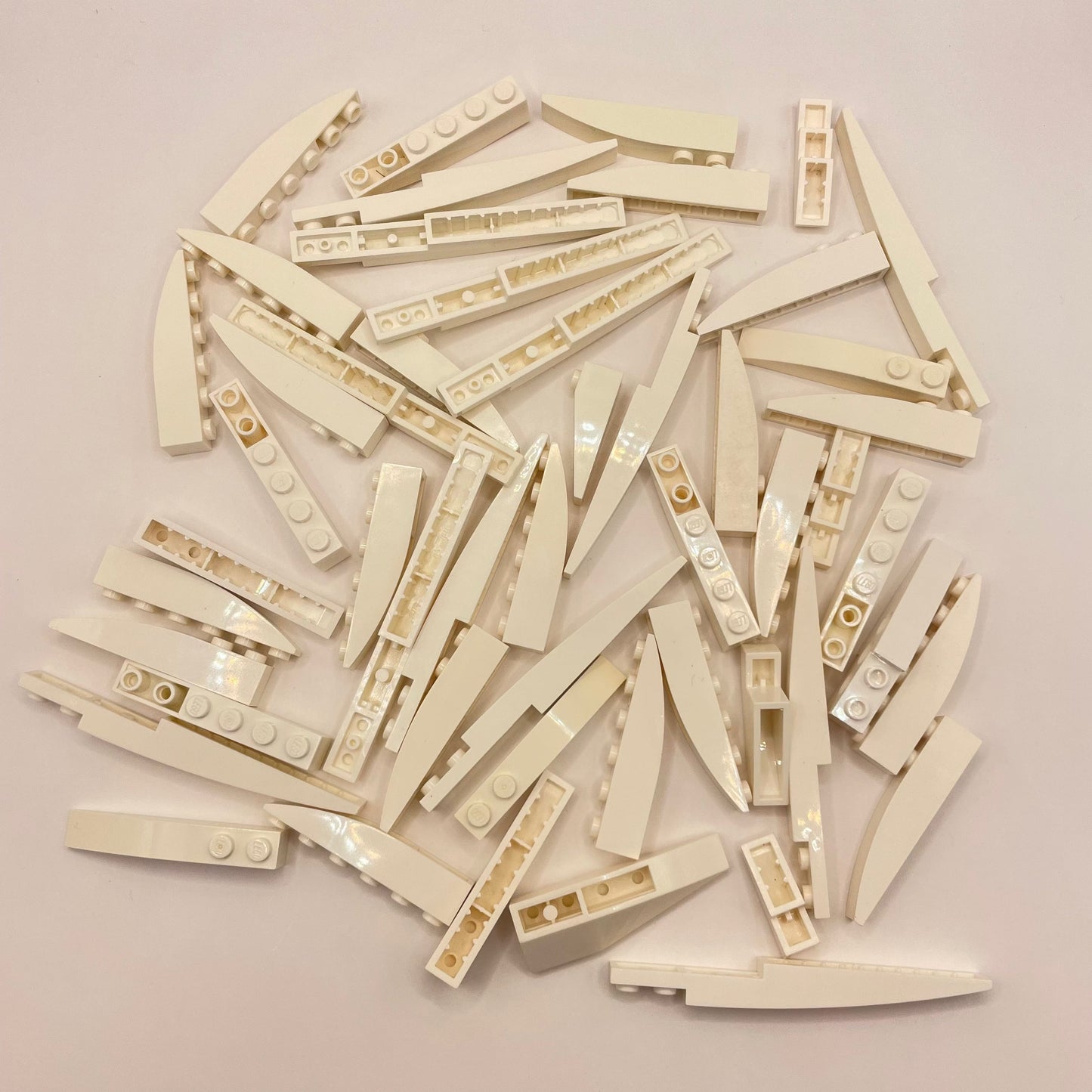 LEGO Long Slopes, White, Approx. 180g