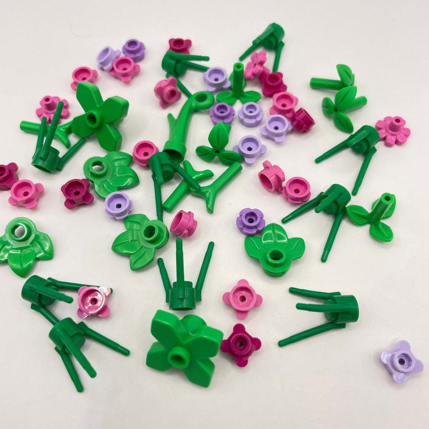 LEGO Small Plant Pack, Pink and Purple, Mixed Flowers, Stems, Leaves, 55 Pieces
