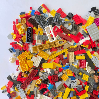 LEGO Fun Pack, Mixed Bag, Approx. 750g includes 6 Minifigures/Minidolls