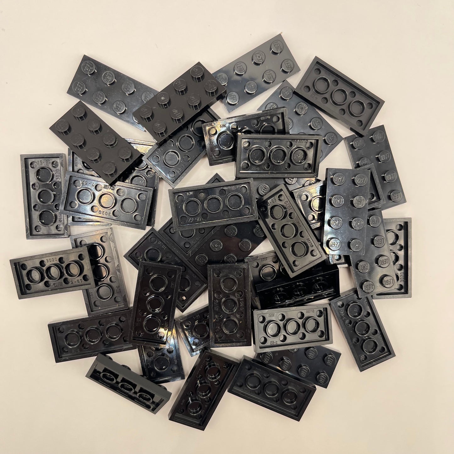 LEGO Plates, 2x4, Black, 40 Pieces